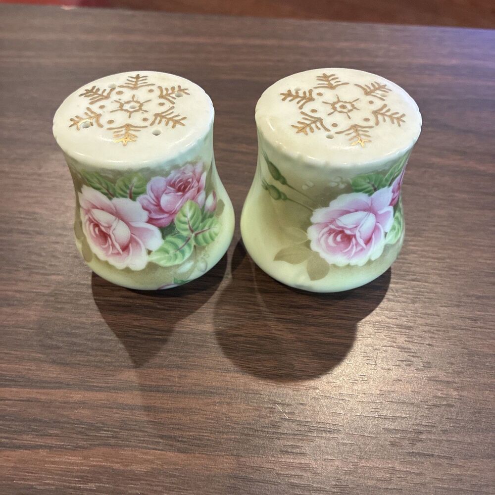 Vintage 1950s Lefton Heritage Green Rose Salt and Pepper Shakers 06075 Stickers